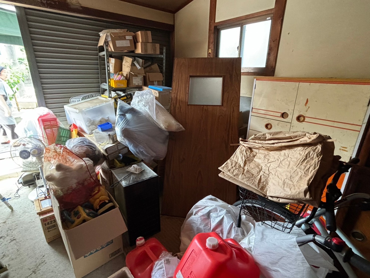 作業前の倉庫