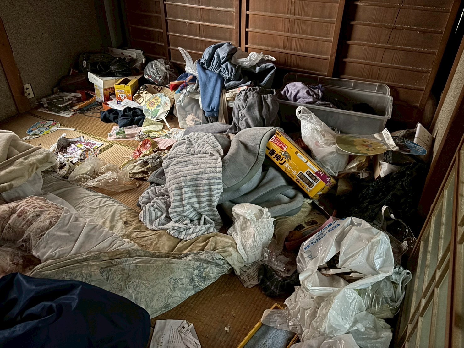 ゴミ屋敷片付けビフォー