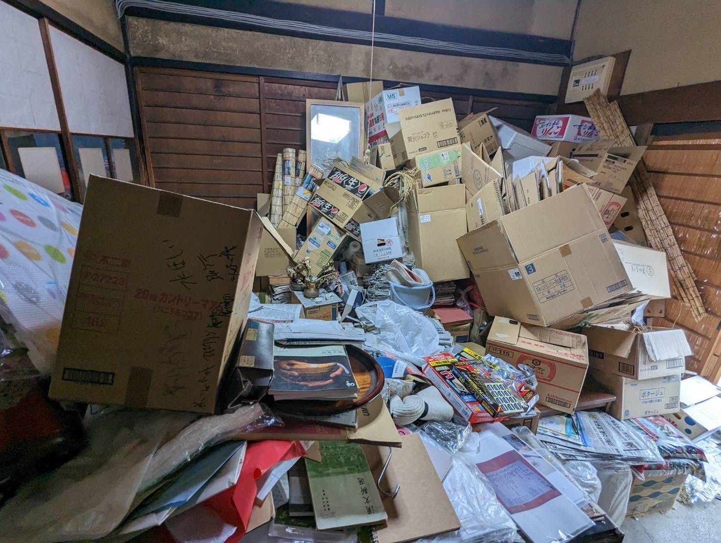 ゴミ屋敷片付け前