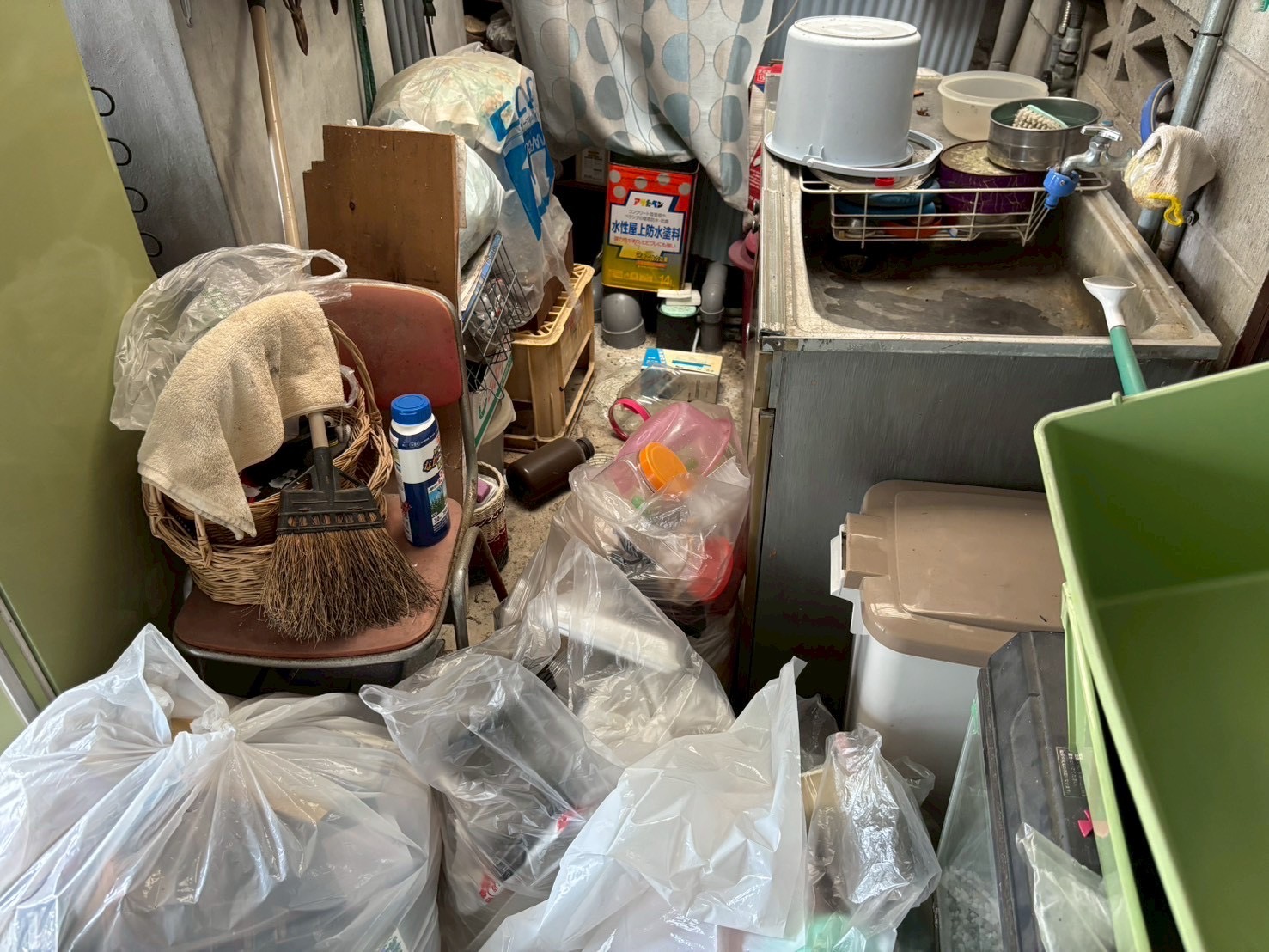 ゴミ屋敷片付け前の実例写真